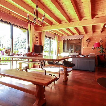 Bed and Breakfast Chalet De Barraou Binos Екстер'єр фото